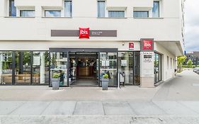 Ibis Marne La Vallée Val D'europe 3*